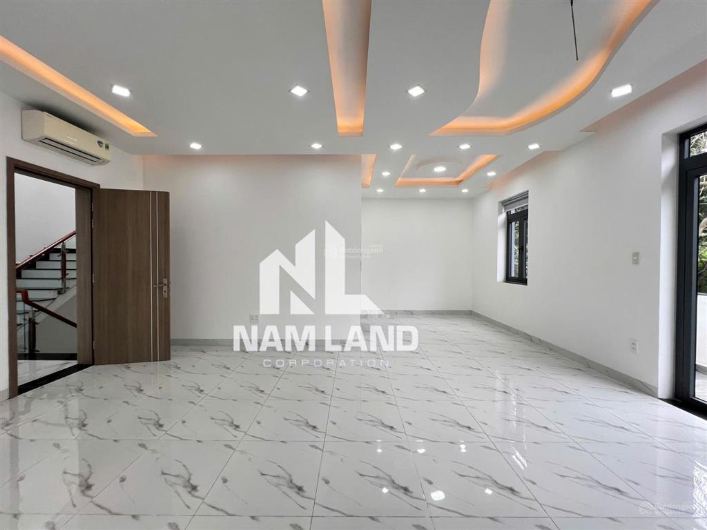 Cho thuê nhà rộng giá tốt gần vòng xoay liên phường quận 9 gara 3 lầu 5 phòng lớn hướng đông nam