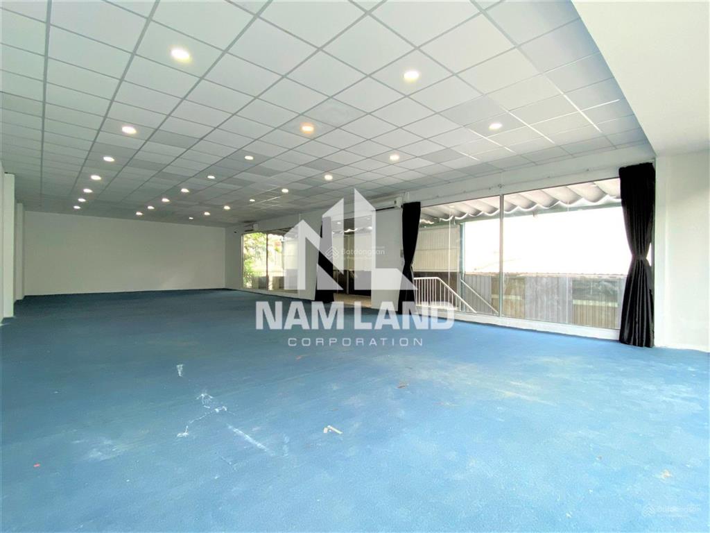 Cho thuê nhà 2 tầng trống suốt không ngăn phòng làm văn phòng, showroom bán hàng tại an phú quận 2