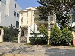 Cho thuê nhà căn góc nội bộ đường trần não sân vườn 2 tầng 4 phòng đủ nội thất để ở khu yên tĩnh