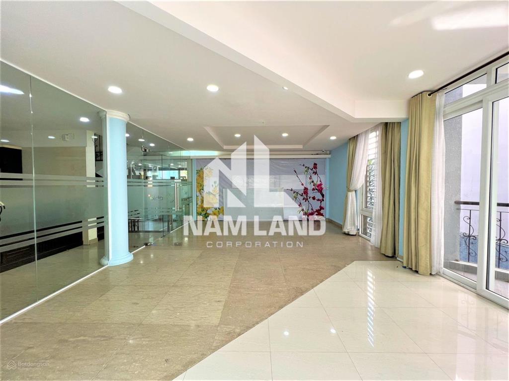 Cho thuê nhà đôi ngang 15m hầm 3 lầu 7 phòng khu compound gần sông sài gòn để ở, văn phòng công ty