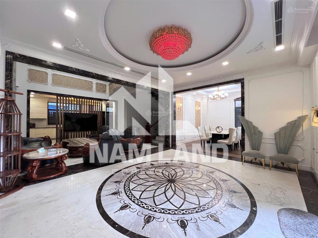 Cho thuê nhà ngang 14m sân vườn, gara 3 lầu 5 phòng trung tâm thạnh mỹ lợi gần sông sài gòn quận 2