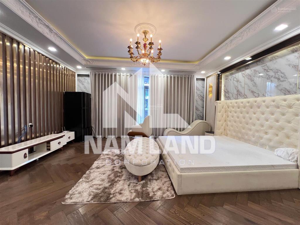 Cho thuê nhà ngang 14m sân vườn, gara 3 lầu 5 phòng trung tâm thạnh mỹ lợi gần sông sài gòn quận 2