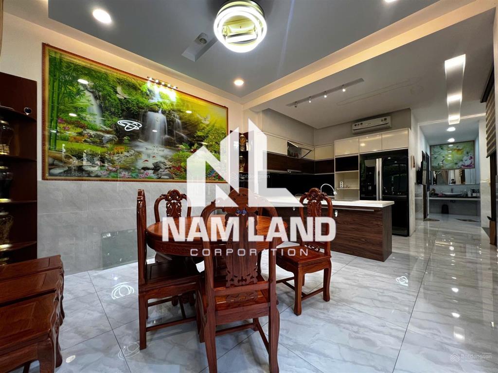 Cho thuê nhà sân vườn 2 tầng 4 phòng có nội thất để ở, văn phòng công ty tại phường an khánh quận 2