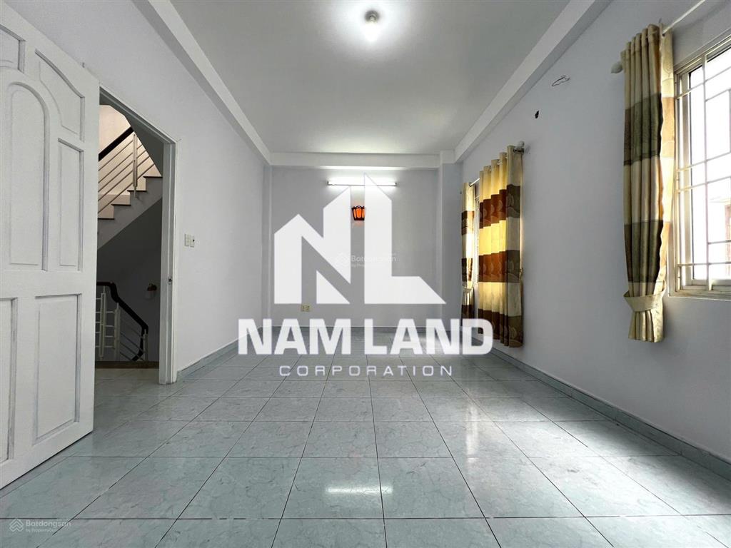 Cho thuê nhà hướng đông nam gần công viên, sông sài gòn gần chung cư sun avanue 4 tầng 4 phòng lớn