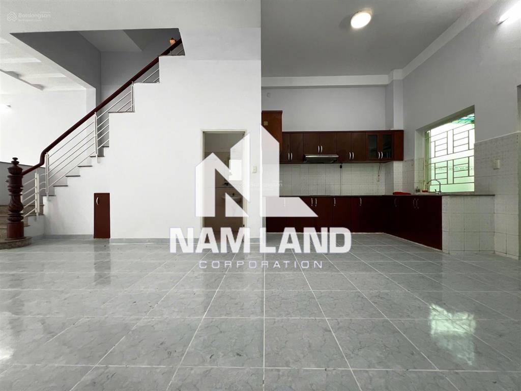 Cho thuê nhà hướng đông nam gần công viên, sông sài gòn gần chung cư sun avanue 4 tầng 4 phòng lớn