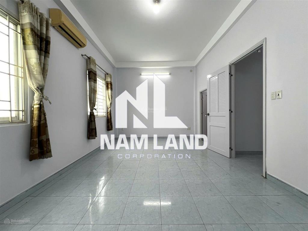 Cho thuê nhà hướng đông nam gần công viên, sông sài gòn gần chung cư sun avanue 4 tầng 4 phòng lớn