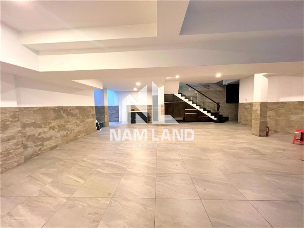 Cho thuê dài hạn biệt thự phường thạnh mỹ lợi hầm 4 lầu 5 phòng có nội thất có hồ cá koi cực đẹp