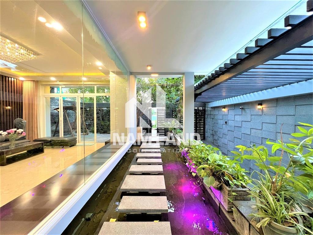 Cho thuê dài hạn biệt thự phường thạnh mỹ lợi hầm 4 lầu 5 phòng có nội thất có hồ cá koi cực đẹp