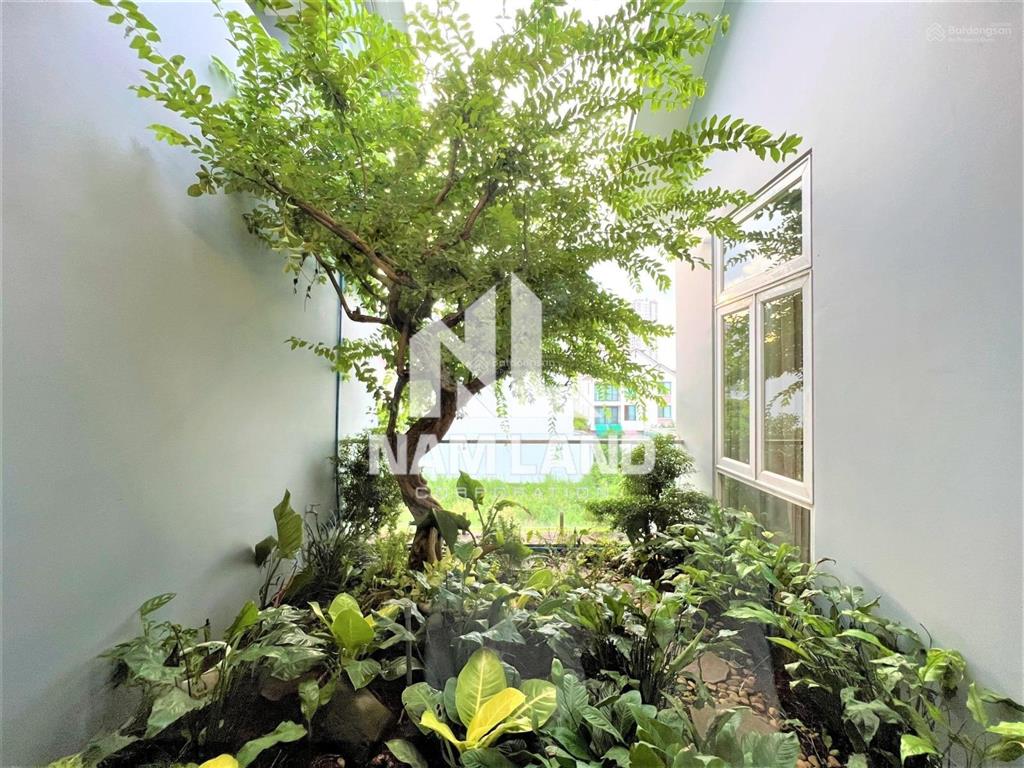 Cho thuê dài hạn biệt thự phường thạnh mỹ lợi hầm 4 lầu 5 phòng có nội thất có hồ cá koi cực đẹp