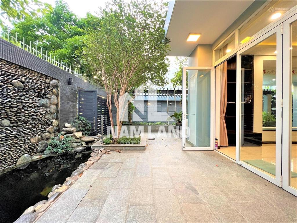 Cho thuê dài hạn biệt thự phường thạnh mỹ lợi hầm 4 lầu 5 phòng có nội thất có hồ cá koi cực đẹp