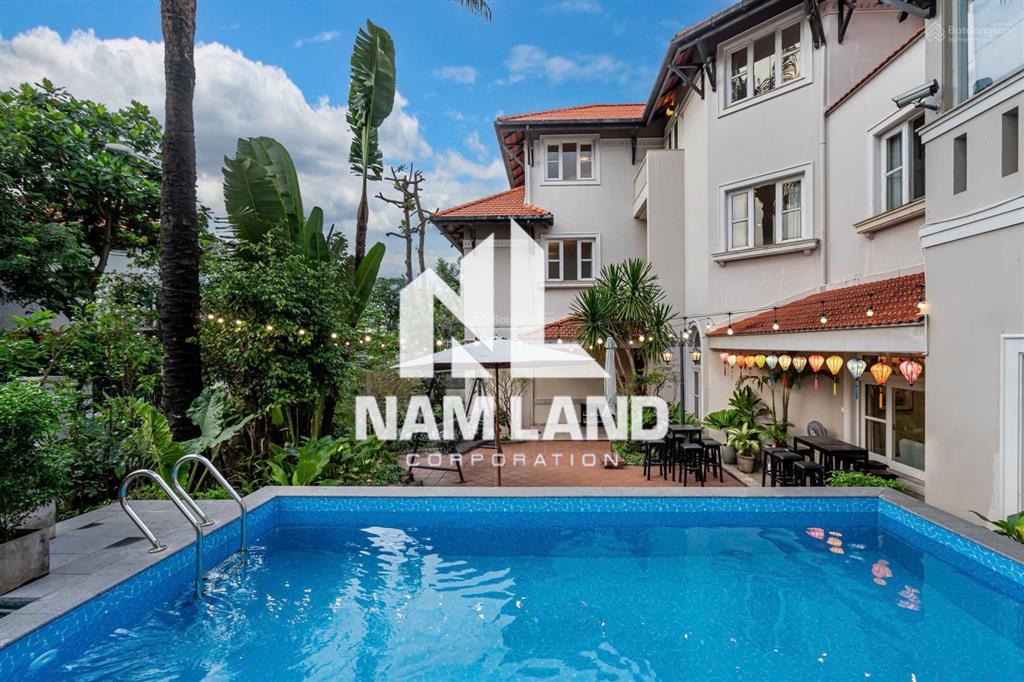 Chị quỳnh cho thuê siêu biệt thự 1300m2 sân vườn hồ bơi 3 lầu 6 phòng full nội thất cao cấp