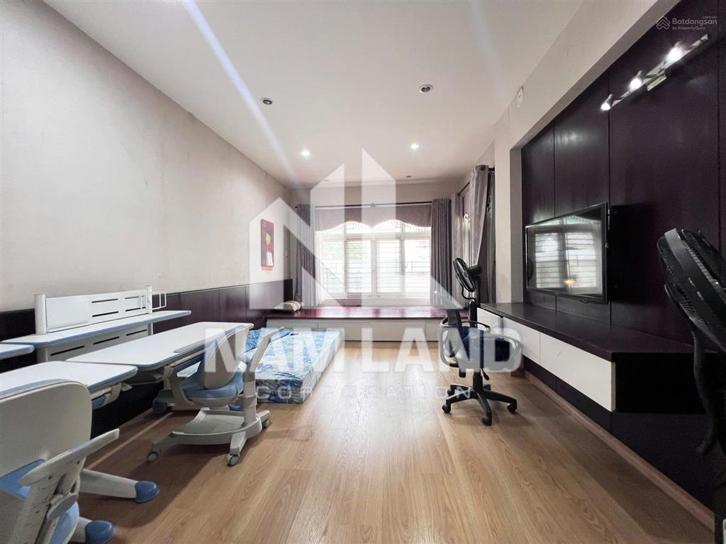 Anh cho thuê biệt thự an phú gần công viên thanh niên hầm 3 lầu 5 phòng đầy đủ nội thất hiện đại