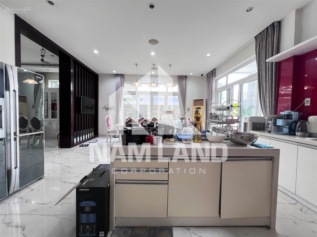 Anh cho thuê biệt thự an phú gần công viên thanh niên hầm 3 lầu 5 phòng đầy đủ nội thất hiện đại