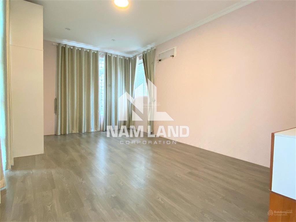 Cô tâm cho thuê biệt thự 800m2 sân vườn hồ bơi 2 tầng 4 phòng để ở, văn phòng gần bến tàu thủy