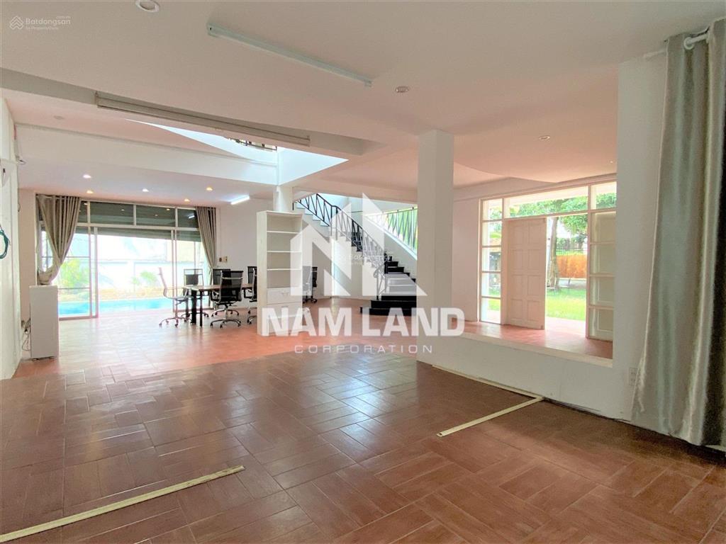 Cô tâm cho thuê biệt thự 800m2 sân vườn hồ bơi 2 tầng 4 phòng để ở, văn phòng gần bến tàu thủy
