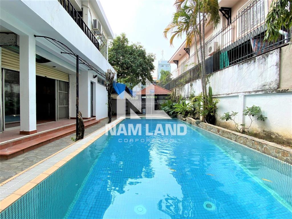 Cô tâm cho thuê biệt thự 800m2 sân vườn hồ bơi 2 tầng 4 phòng để ở, văn phòng gần bến tàu thủy