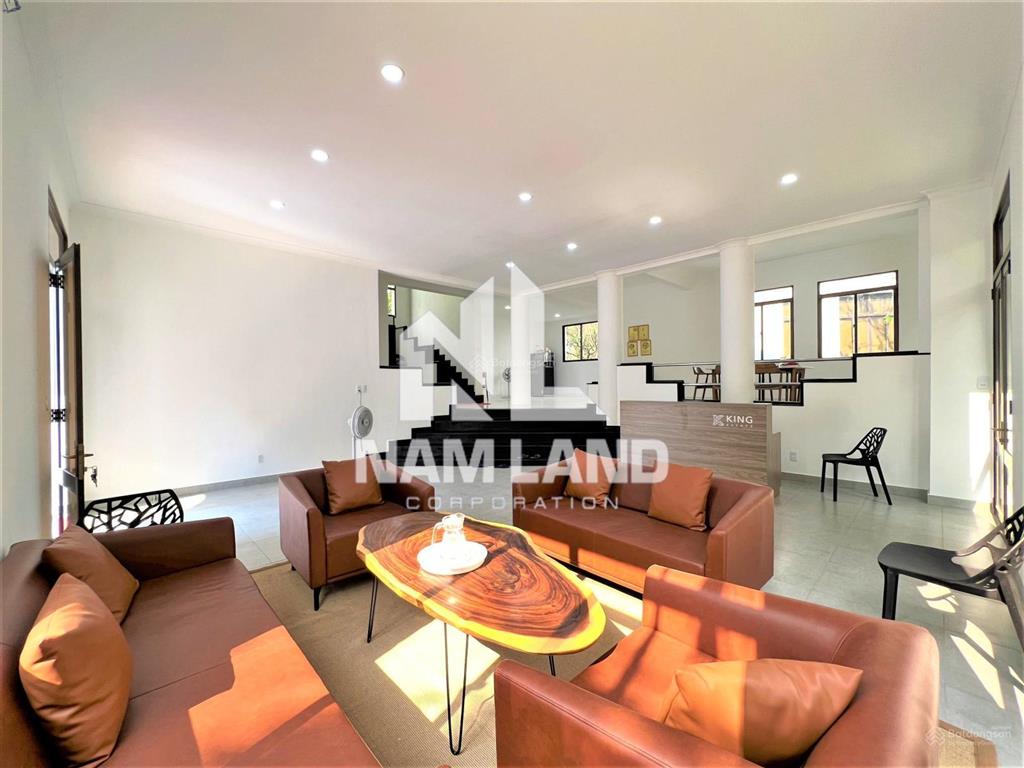 Cho thuê biệt thự 700m2 góc 2 mặt tiền phường thảo điền sân vườn xanh mướt 3 tầng 5 phòng lớn