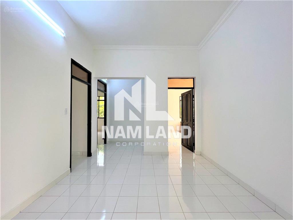 Cho thuê biệt thự 700m2 góc 2 mặt tiền phường thảo điền sân vườn xanh mướt 3 tầng 5 phòng lớn