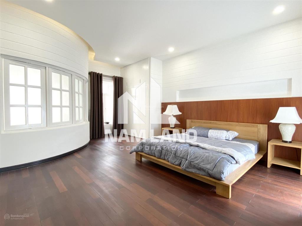 Cho thuê nhà thảo điền có sân vườn 3 tầng 4 phòng thiết kế đẹp để ở, văn phòng công ty chỉ có 80tr