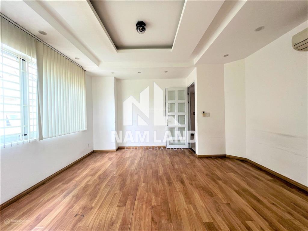 Chị minh cho thuê nhà ngang 10m ngay công viên thanh niên kđt an phú an khánh hầm 4 tầng 5 phòng