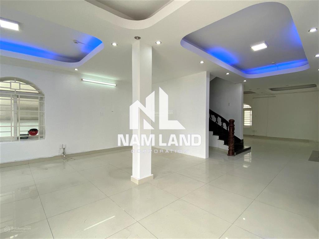 Nhà cho thuê tại an phú căn góc 2 mặt tiền hầm 3 lầu 6 phòng lớn làm showroom, văn phòng, công ty