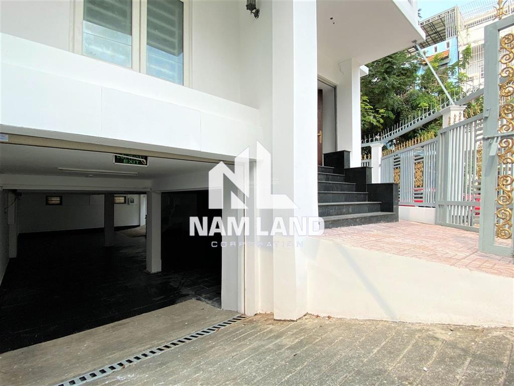 Nhà cho thuê tại an phú căn góc 2 mặt tiền hầm 3 lầu 6 phòng lớn làm showroom, văn phòng, công ty