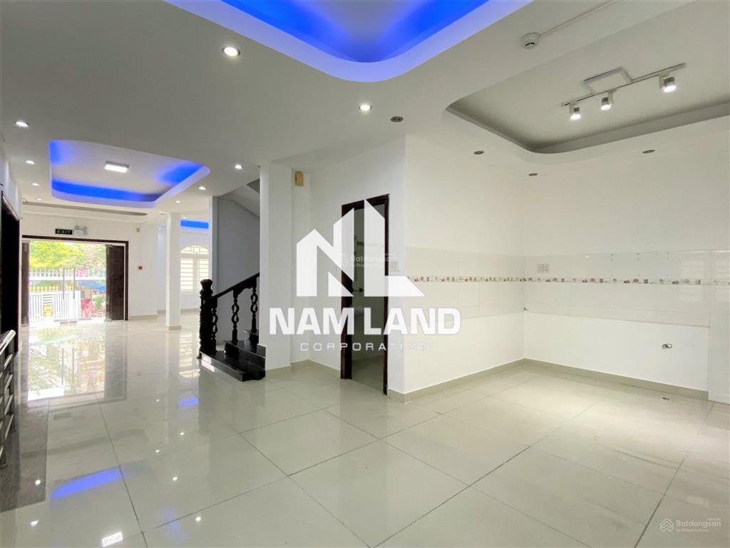 Nhà cho thuê tại an phú căn góc 2 mặt tiền hầm 3 lầu 6 phòng lớn làm showroom, văn phòng, công ty