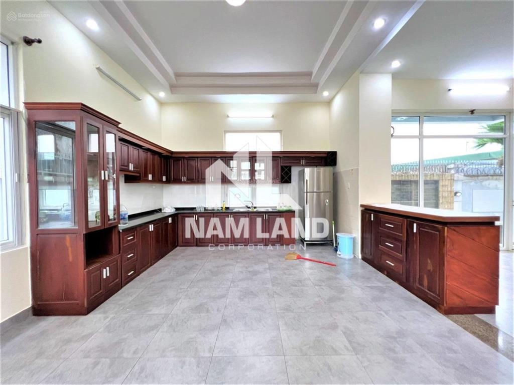 Cho thuê nhà an phú sân vườn, gara 3 tầng 5 phòng lớn khu nhiều người nước ngoài sinh sống