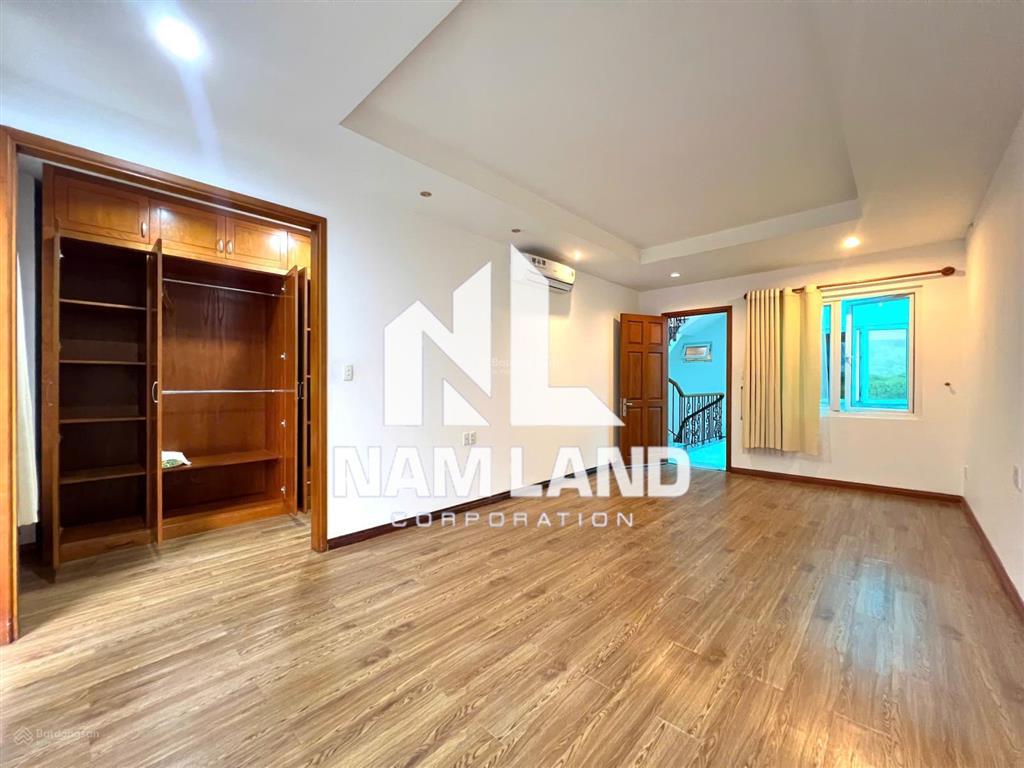 Chị an cho thuê nhà 3 tầng 4 phòng ngang 5.5x27m sân xe hơi 7c tại an phú gần ga metro rạch chiếc
