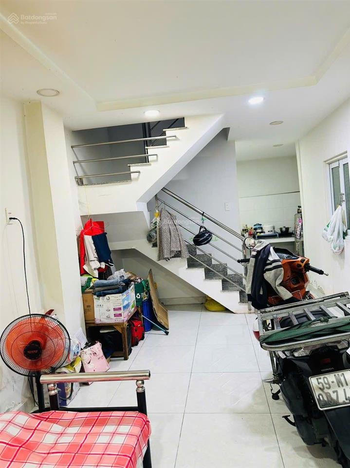 (4,8 tỷ tl) nhà 1 sẹc gần mặt tiền lê hồng phong, nở hậu đẹp..!