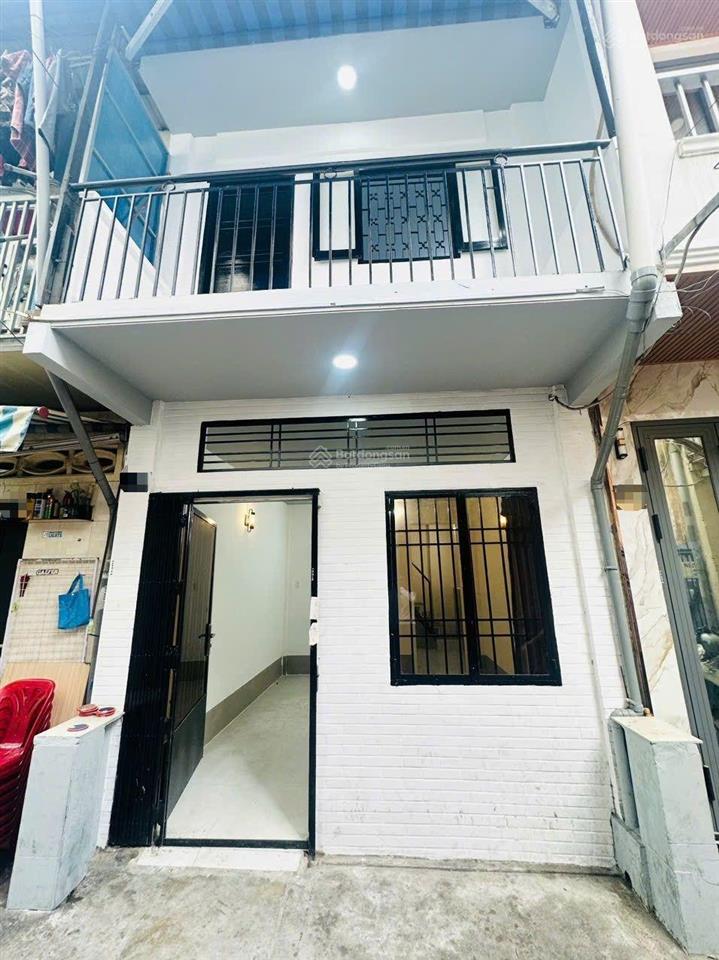 (4.99 tỷ tl) nhà 1 sẹc, 3 tầng đẹp, gần sát mặt tiền