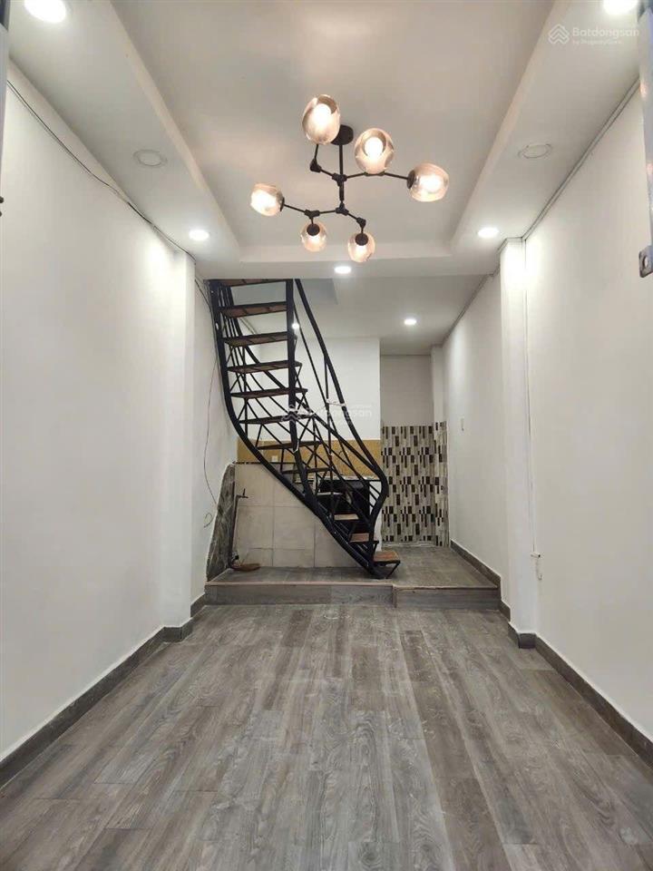 (4,2 tỷ tl) nhà đẹp ngô gia tự gần mặt tiền..!