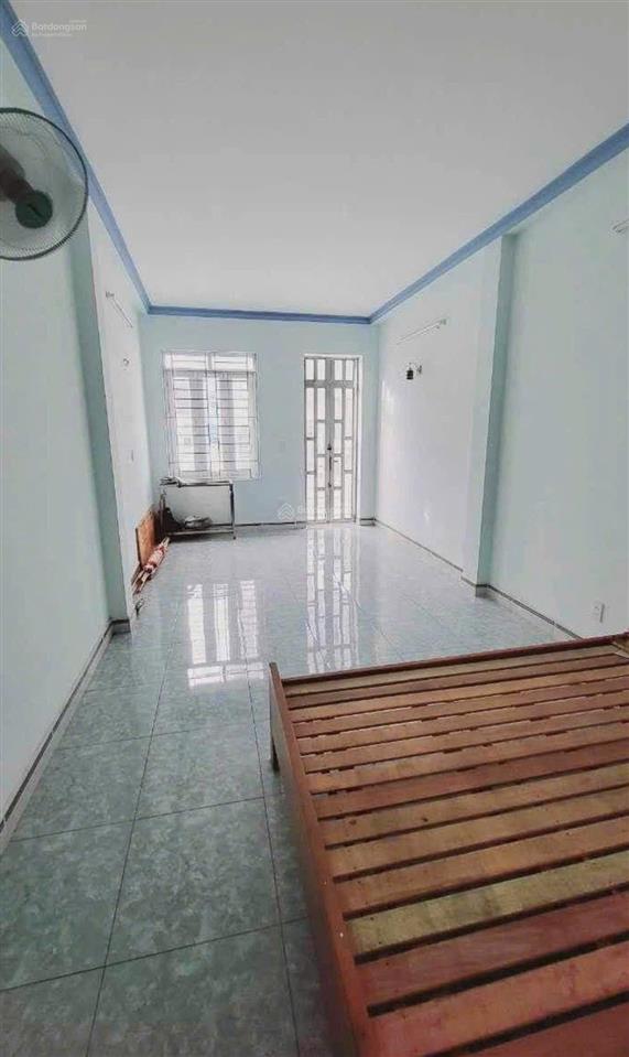 ( 6,2 tỷ tl) 39m2. nhà 4 tầng thành thái, xe hơi đậu cách nhà 10m..!