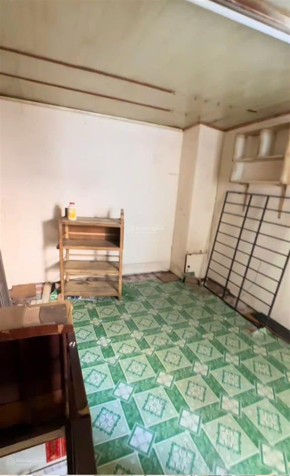 (2.7 tỷ tl) quận 10, nhà 1 sẹc, hẻm 4m, 3 tầng, gần mặt tiền đường hồ thị kỷ