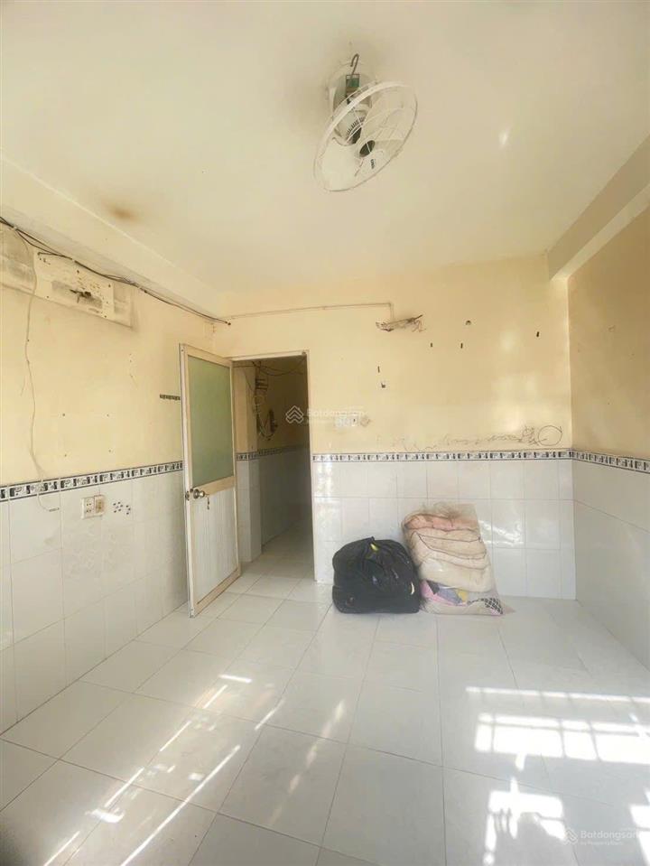 (5,2 tỷ tl) nhà 1 sẹc , 5 tầng, 3.8m x 8m, sư vạn hạnh ..!