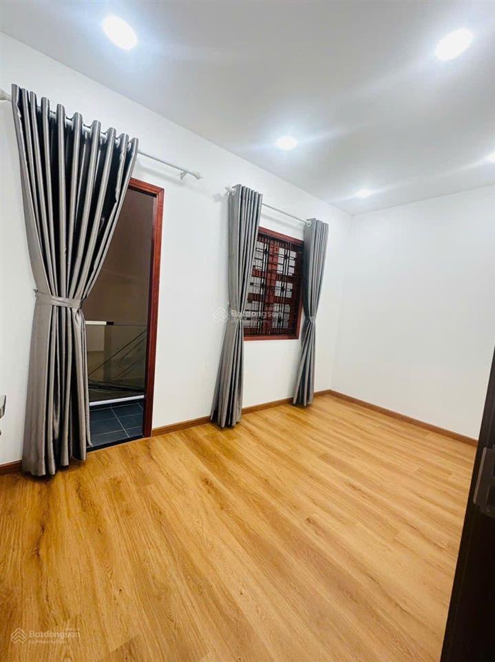 (5,75 tỷ tl) siêu phẩm quận 10, nhà mới 3 tầng, sát hẻm lớn