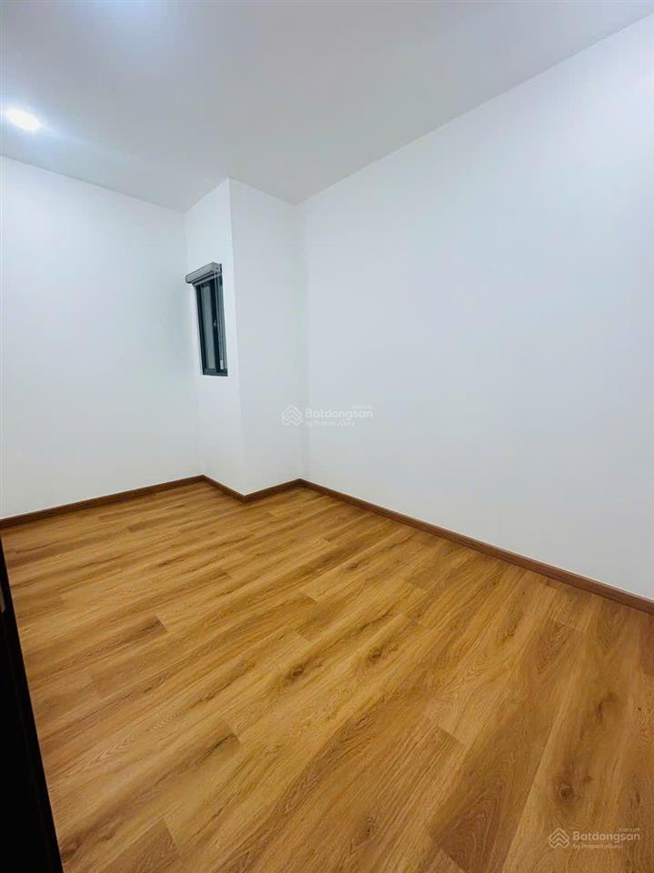 (5,75 tỷ tl) siêu phẩm quận 10, nhà mới 3 tầng, sát hẻm lớn