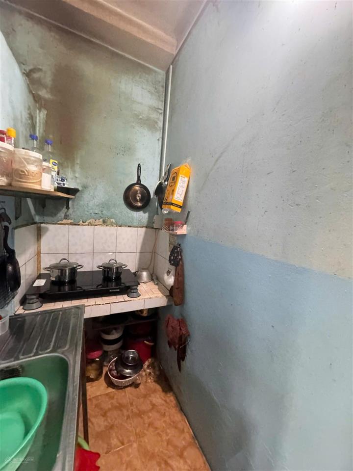 (4,35 tỷ tl) nhà 1 lầu , sát hẻm lớn tô hiến thành