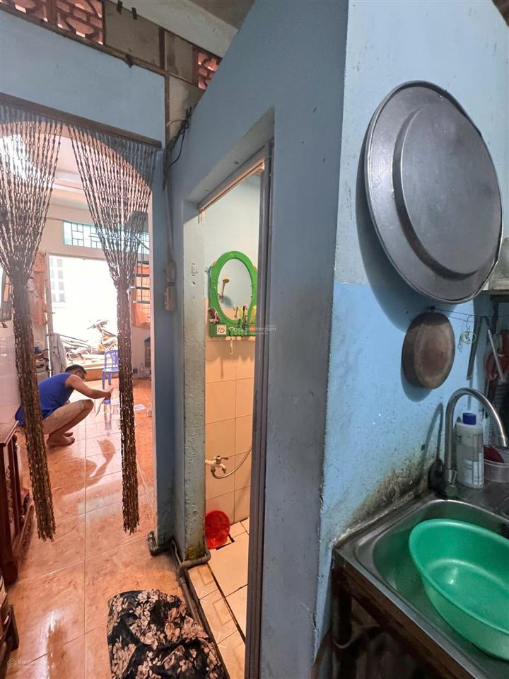 (4,35 tỷ tl) nhà 1 lầu , sát hẻm lớn tô hiến thành