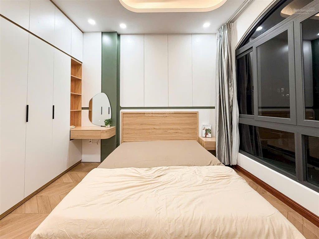 4,95 tỷ tl) nhà 1 sẹc, 3 tầng mới đẹp, võ văn tần