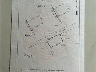 (5,5 tỷ tl) nhà 1 sẹc nguyễn văn cừ 4.3m x 8m, 3 tầng đúc, 31m2, sau lưng mặt tiền