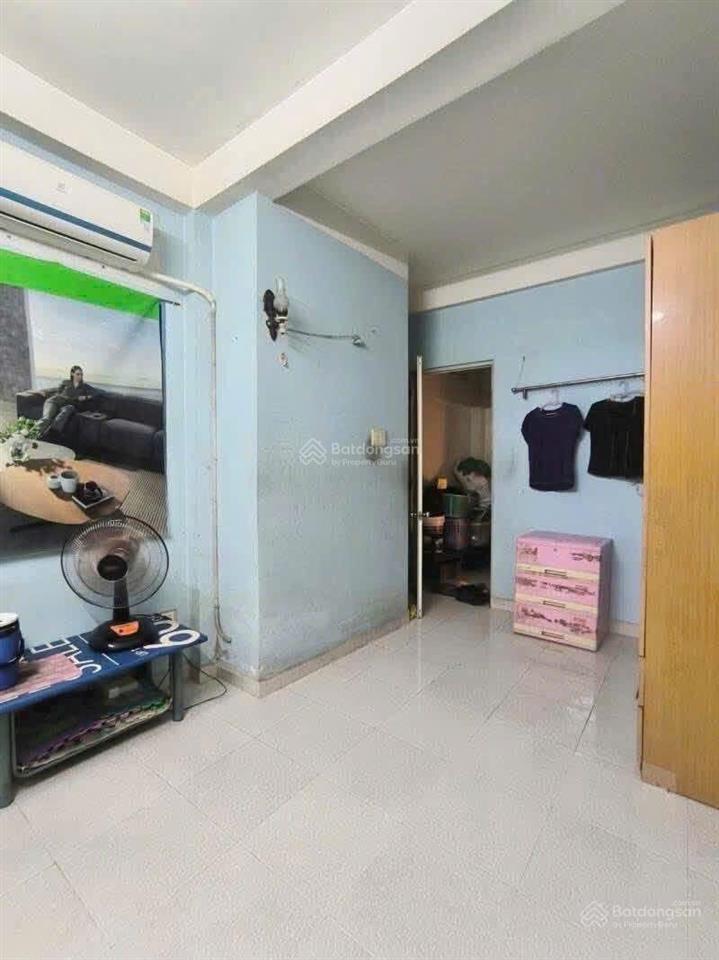 5,5 tỷ tl nhà 1 sẹc ngô gia tự, 3 tầng, 5m x 10m, 40,2m2, gần mặt tiền