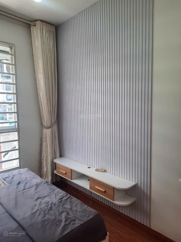 (5,9 tỷ) nhà 1 sẹc, hẻm 5m, tô hiến thành, 3 tầng đẹp..!