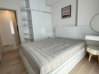 Chính chủ cần bán nhanh căn hộ dockland dt 125m2, 3pn, 2wc, giá 6ty7 có 2 ban công 0938 607 ***