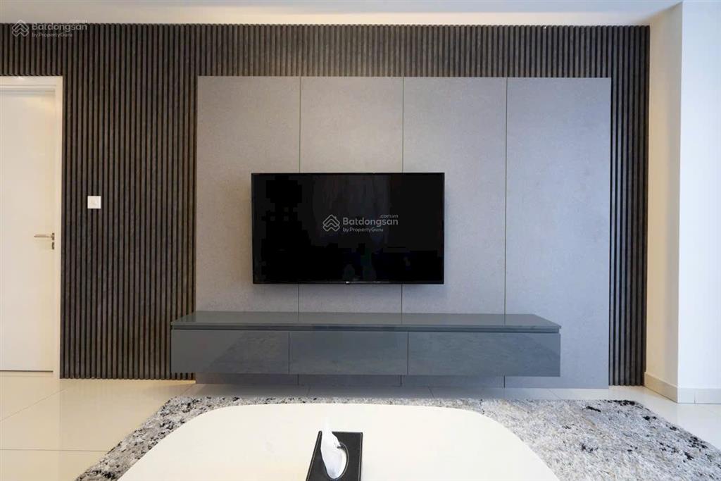 Chính chủ cần bán nhanh căn hộ dockland dt 96m2, 2pn, 2wc, giá 5ty7 căn góc nhà đẹp 0938 607 ***