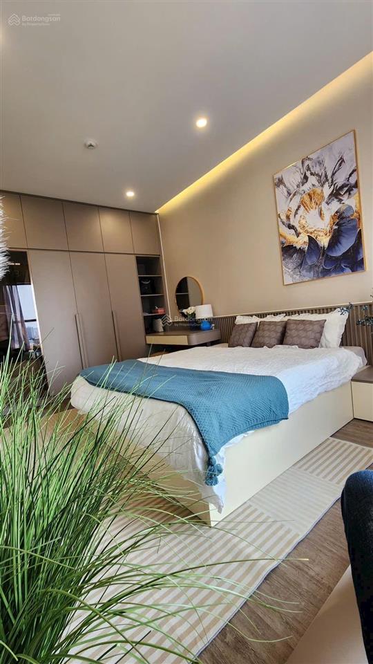 Chính chủ cần bán nhanh căn hộ docklands dt 125m2, 3pn, 2wc, giá 6tỷ8 view sông nhà đẹp 0938 607 ***