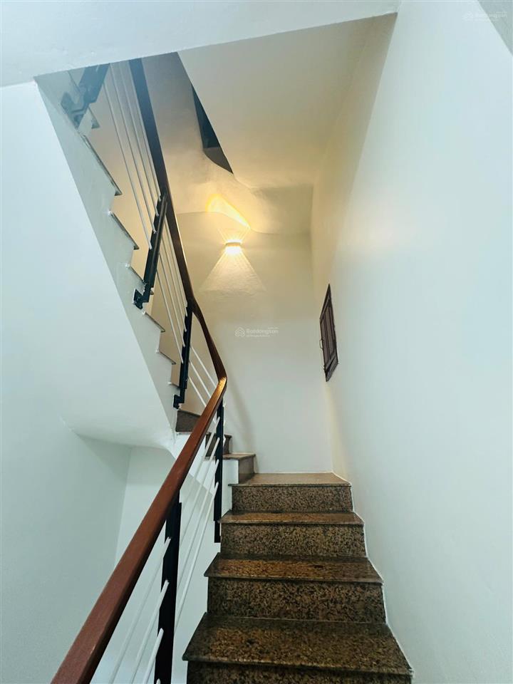 Chính chủ bán nhà số 8 ngõ 111 nguyễn xiển, 6 tầng, 300m² sàn, phù hợp văn phòng,thanh xuân