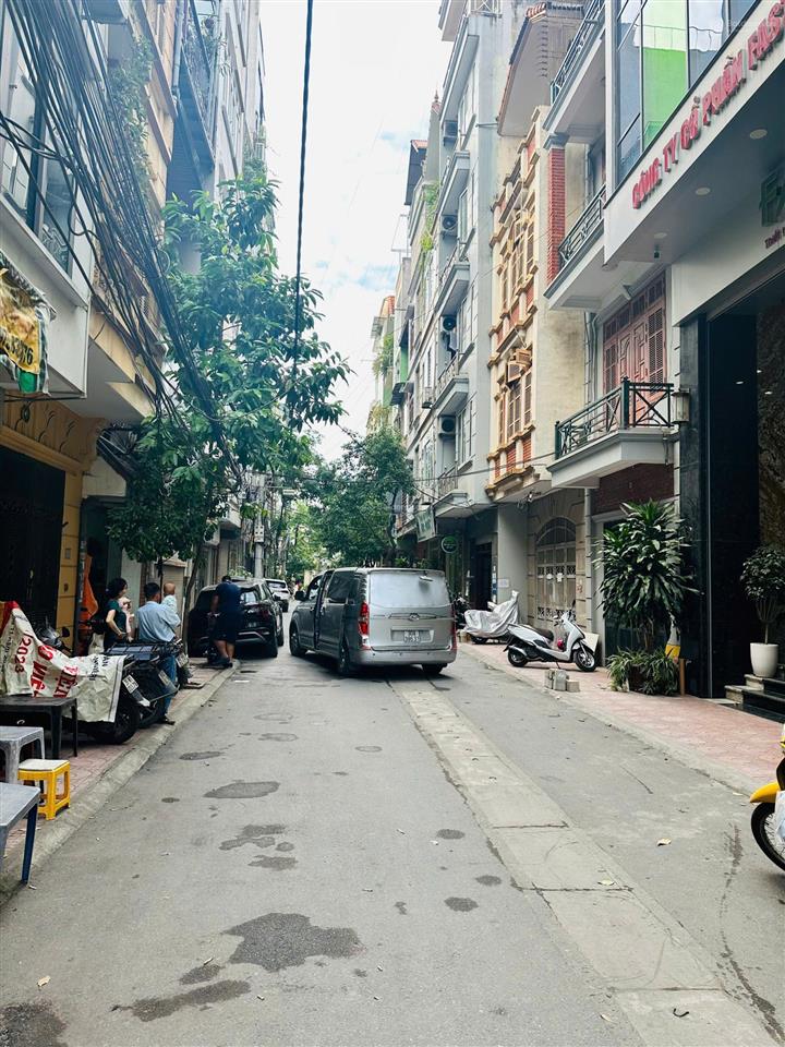 Chính chủ bán nhà số 8 ngõ 111 nguyễn xiển, 6 tầng, 300m² sàn, phù hợp văn phòng,thanh xuân