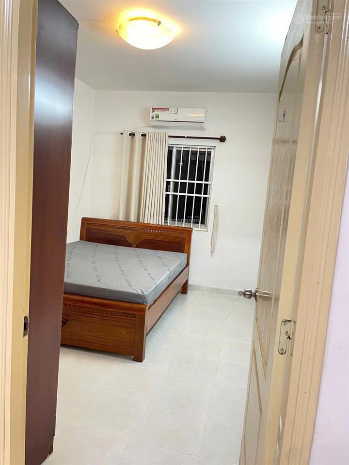Cho thuê căn hộ hưng vượng 3, phú mỹ hưng, quận 7. dt 86m2, 2pn,  ngay 0938 742 ***  mai hương