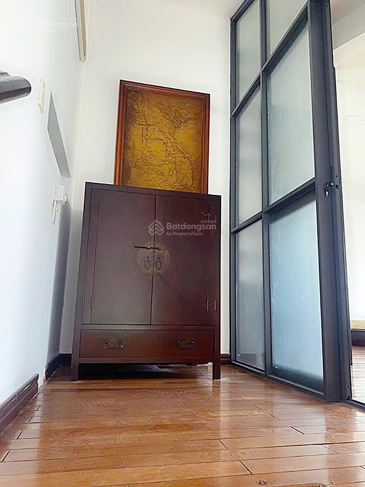 Bán penthouse hưng vượng 1, phú mỹ hưng, căn góc 158m², ban công sân vườn thoáng mát, 6.5 tỷ